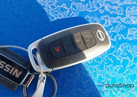 2024 Nissan Kicks Sv Xtronic Cvt z USA, uszkodzony, nr VIN 3N1CP5CV2RL473785